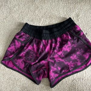 Lululemon tracker shorts. Size 6